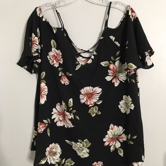 Kaileigh Tops - Kaileigh black floral top -2XL
